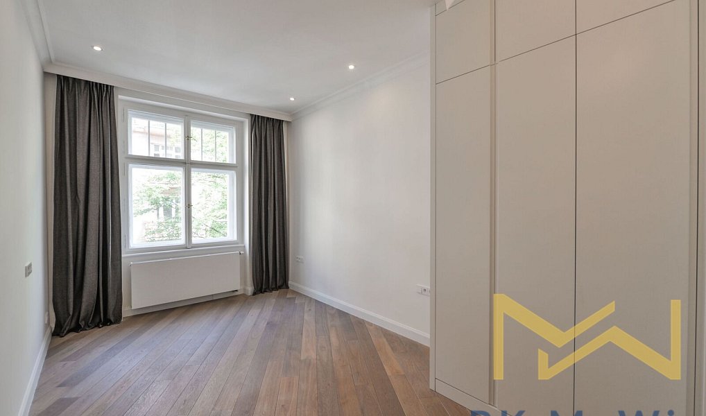 Pronájem bytu 2+kk 54 m², Praha – náhled fotky 2