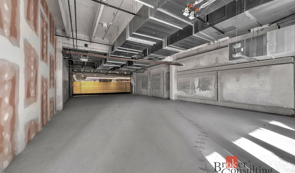 Pronájem obchodních prostor 1 173 m², Hradec Králové – náhled fotky 17