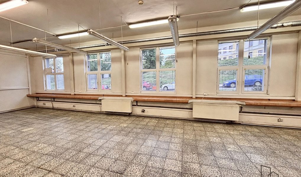 Prodej komerčního objektu (jiného typu) 244 m², Šternberk – náhled fotky 2