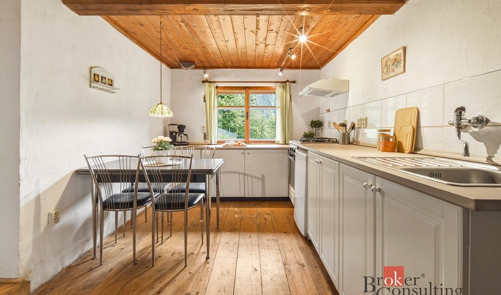 Prodej domu 250 m² s pozemkem 4 135 m², Vrchlabí – náhled fotky 7