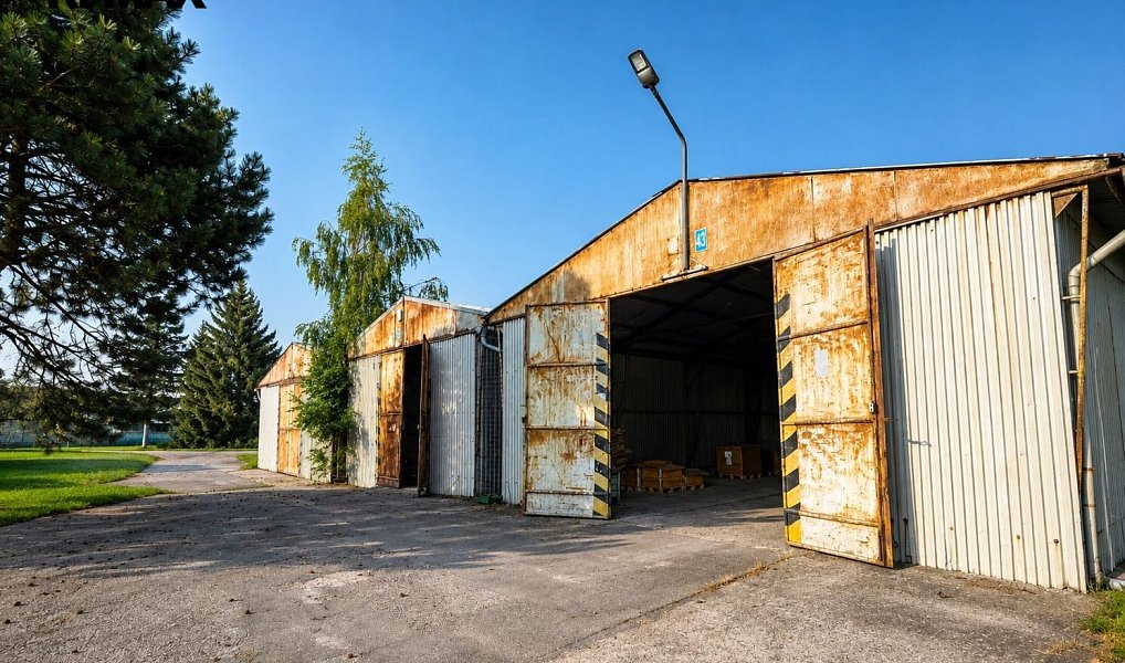 Pronájem skladovacích prostor 270 m², Křinec – náhled fotky 2