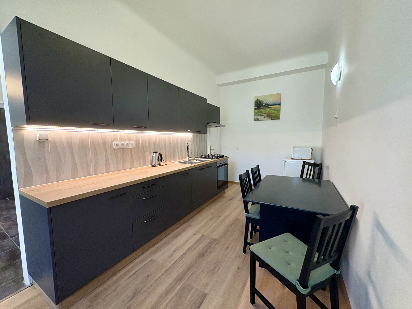 Pronájem bytu 2+1 73 m² — photo 2