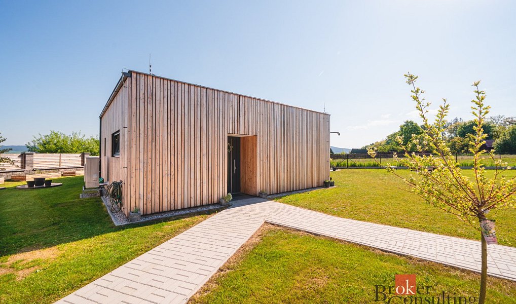 Prodej domu 137 m² s pozemkem 847 m², Rokycany – náhled fotky 27