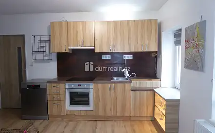 Prodej bytu 2+kk 62 m², Tovární, Hrádek nad Nisou, okres Liberec