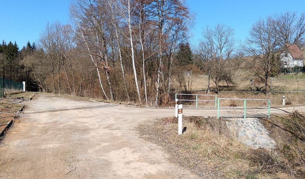 Prodej stavebního pozemku 1 000 m², Chocerady – náhled fotky 7