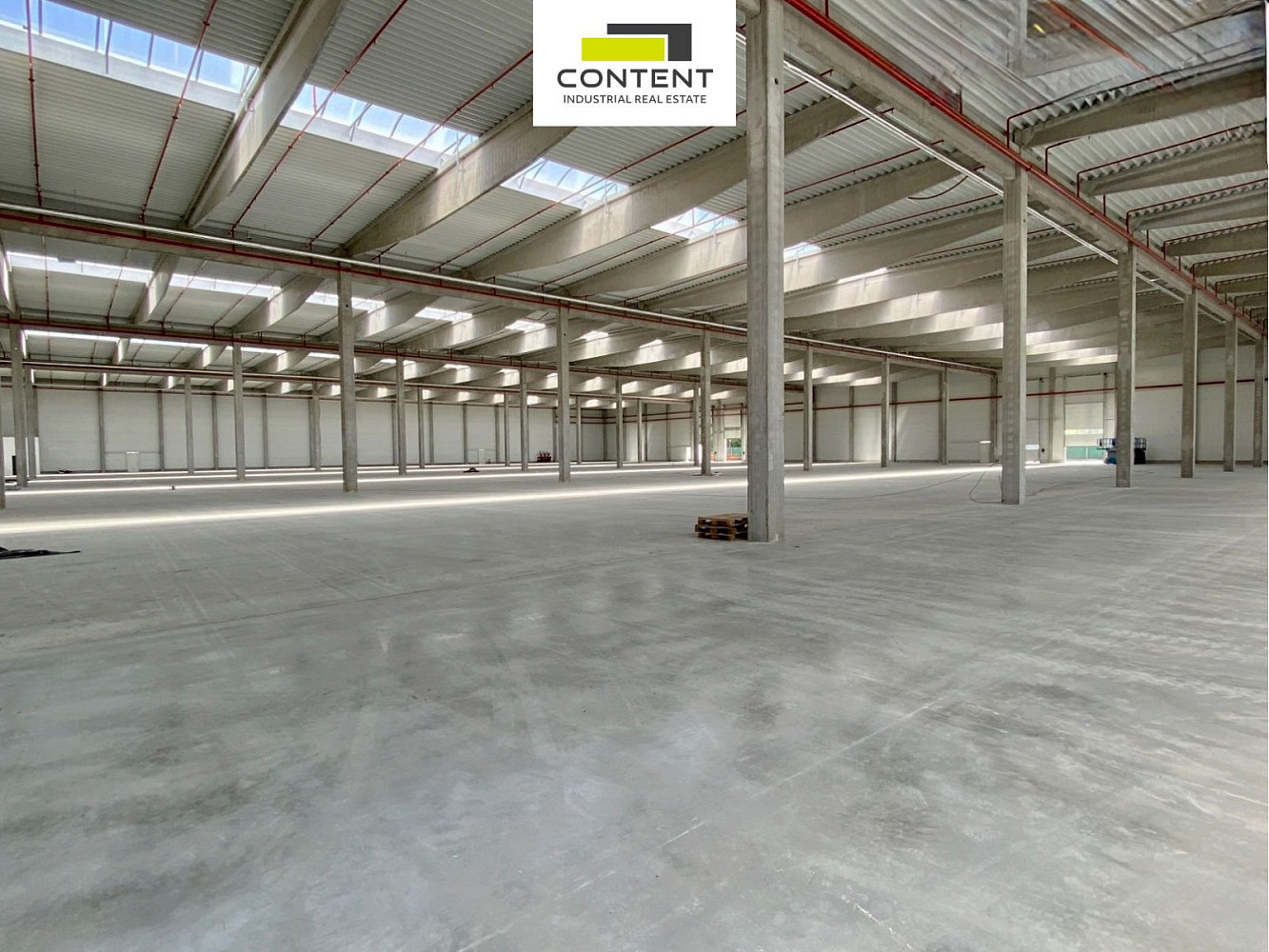 Pronájem skladovacích prostor 10 080 m² – fotografie 2