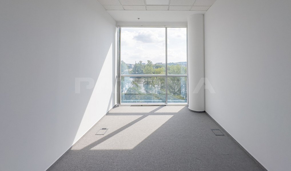 Pronájem kanceláře 307 m², Praha – náhled fotky 10