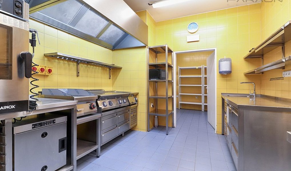 Pronájem restaurace 137 m², Praha – náhled fotky 9