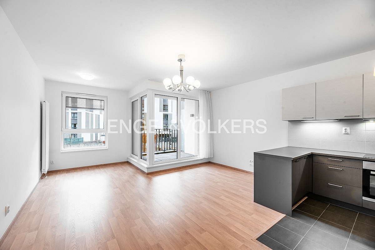 Pronájem bytu 3+kk 77 m²