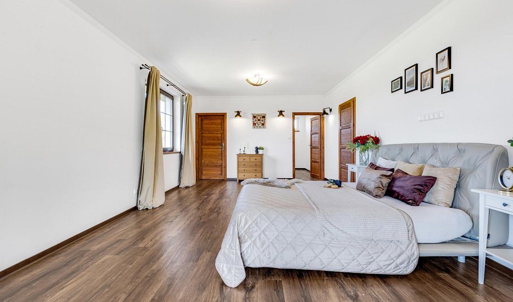 Prodej domu 243 m² s pozemkem 2 991 m², Němčice – náhled fotky 9