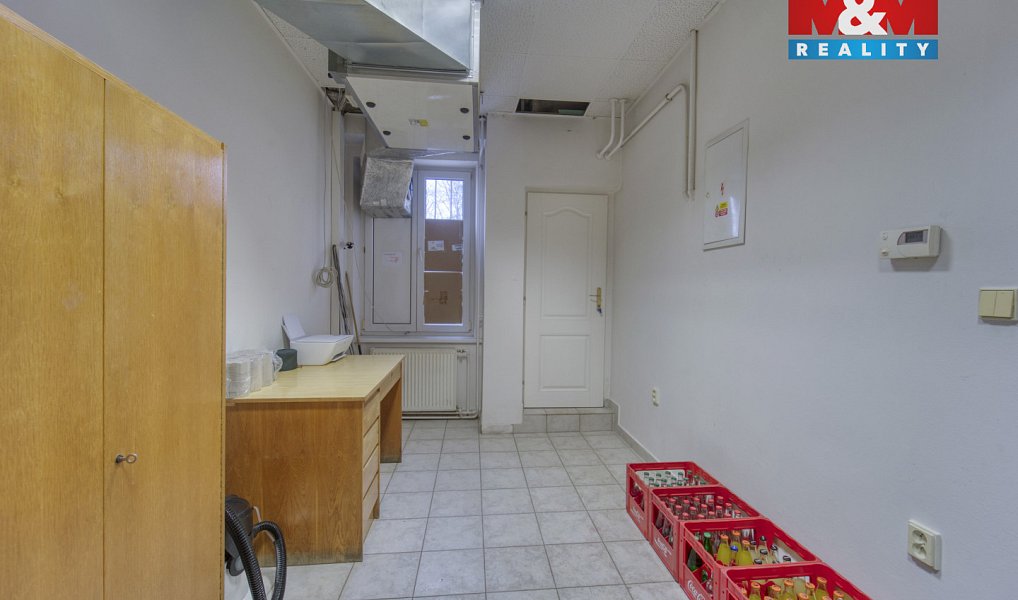 Pronájem obchodních prostor 208 m², Plzeň – náhled fotky 12