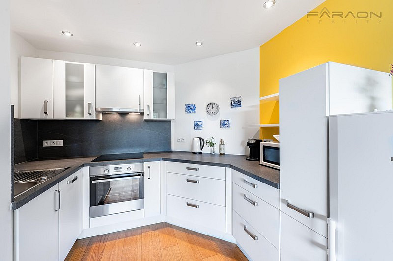 Pronájem bytu 2+kk 51 m² — photo 2
