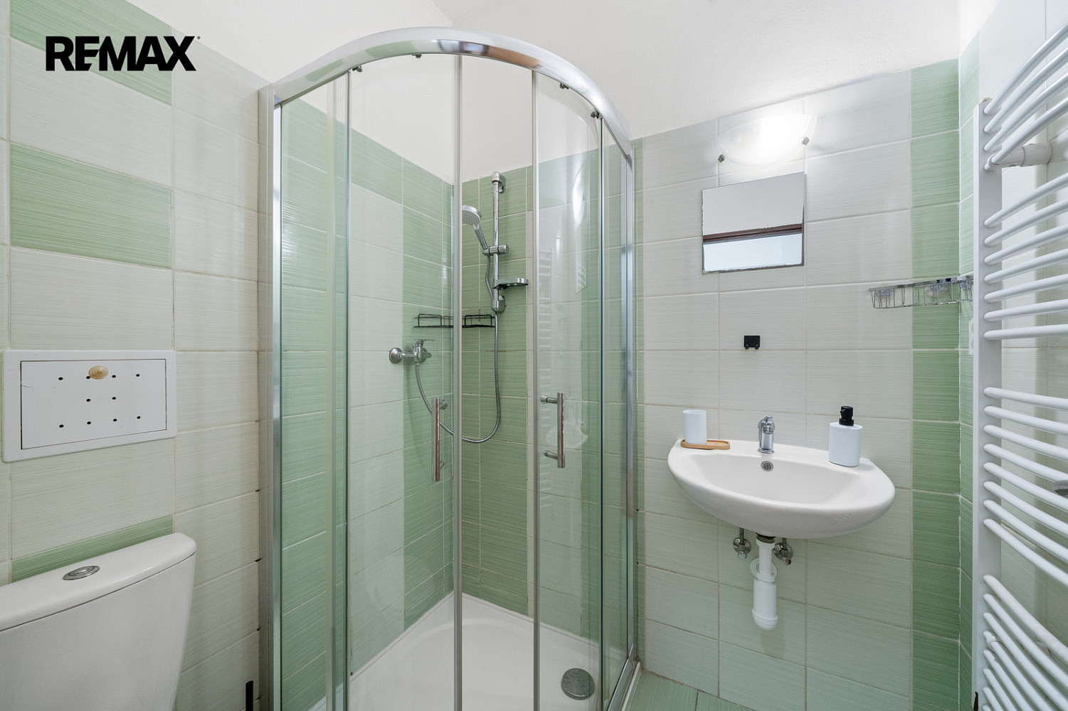 Pronájem bytu 1+kk 26 m² – fotografie 4
