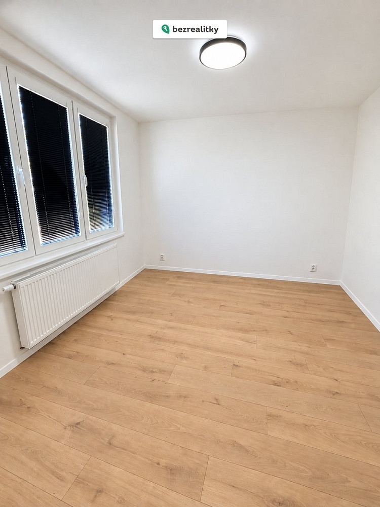 3+1 Apartment in Toužim, Kosmová - View 5