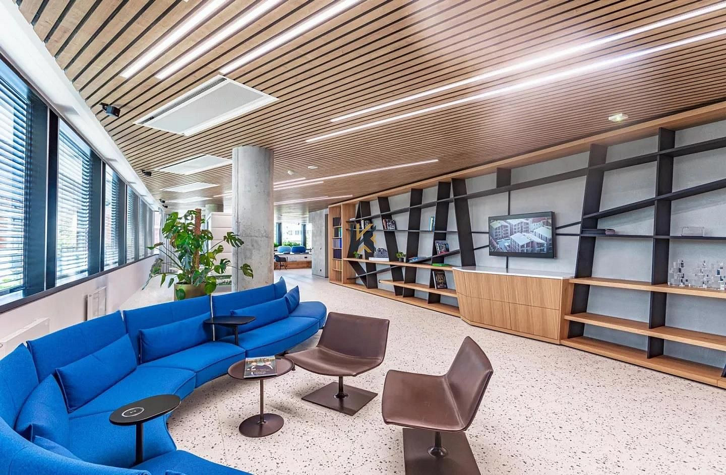 Pronájem kanceláře 420 m² – fotografie 4