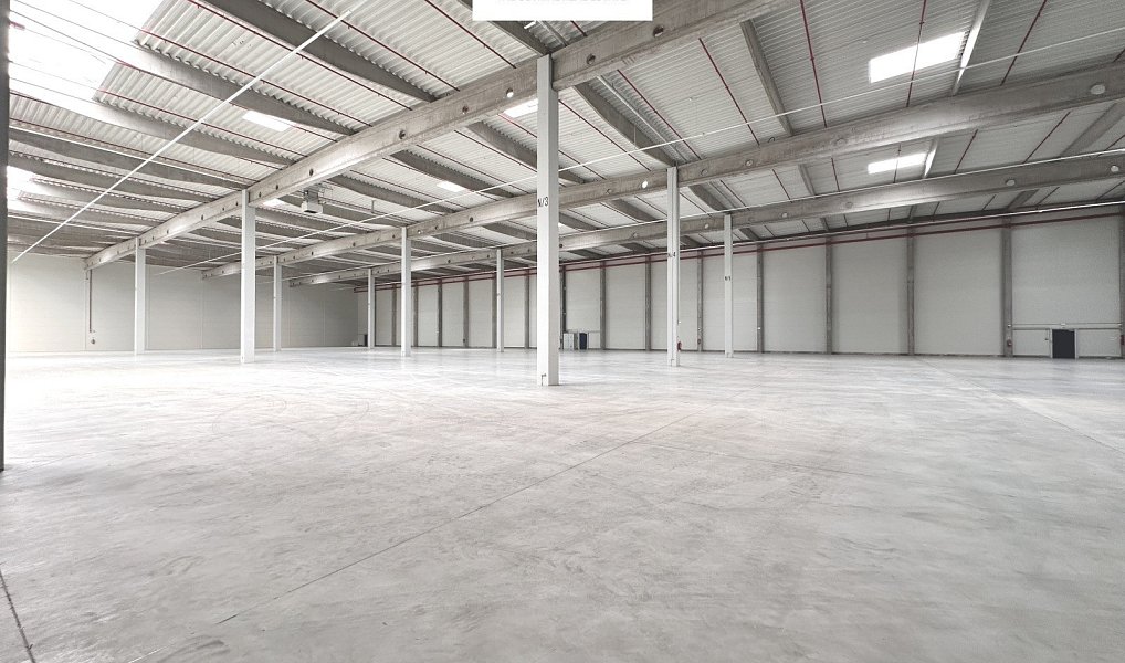 Pronájem skladovacích prostor 9 330 m², Most – náhled fotky 6