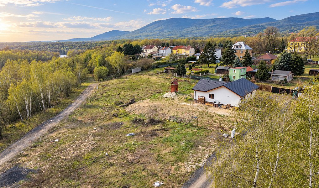 Prodej stavebního pozemku 838 m², Košťany – náhled fotky 4