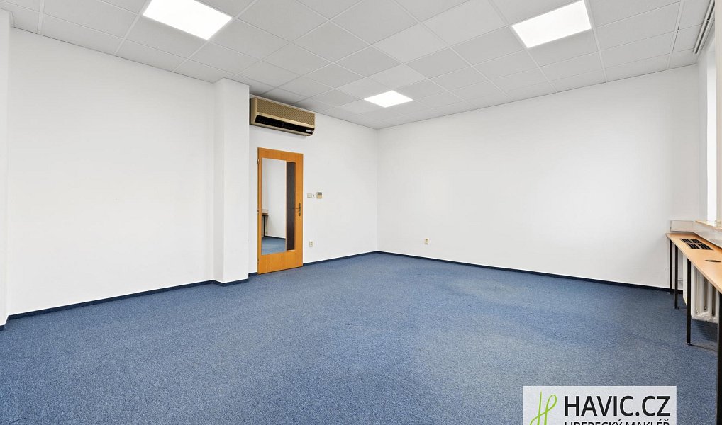 Pronájem kanceláře 21 m², Jičín – náhled fotky 4