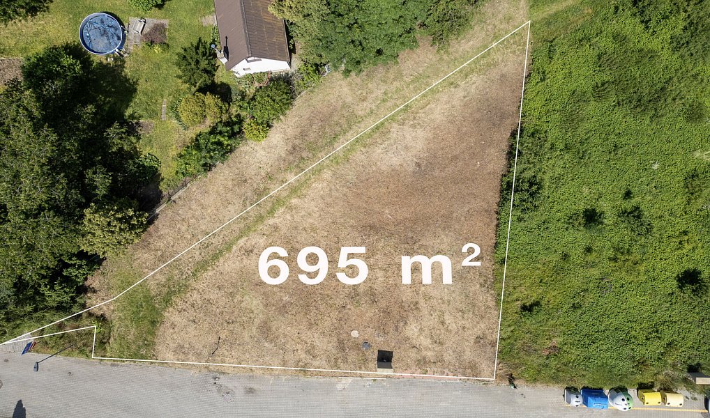 Prodej stavebního pozemku 695 m², Praha – náhled fotky 9