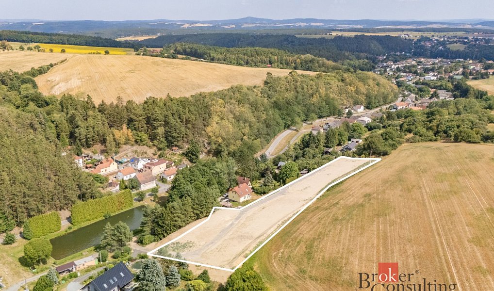 Prodej stavebního pozemku 6 411 m², Hromnice – náhled fotky 6