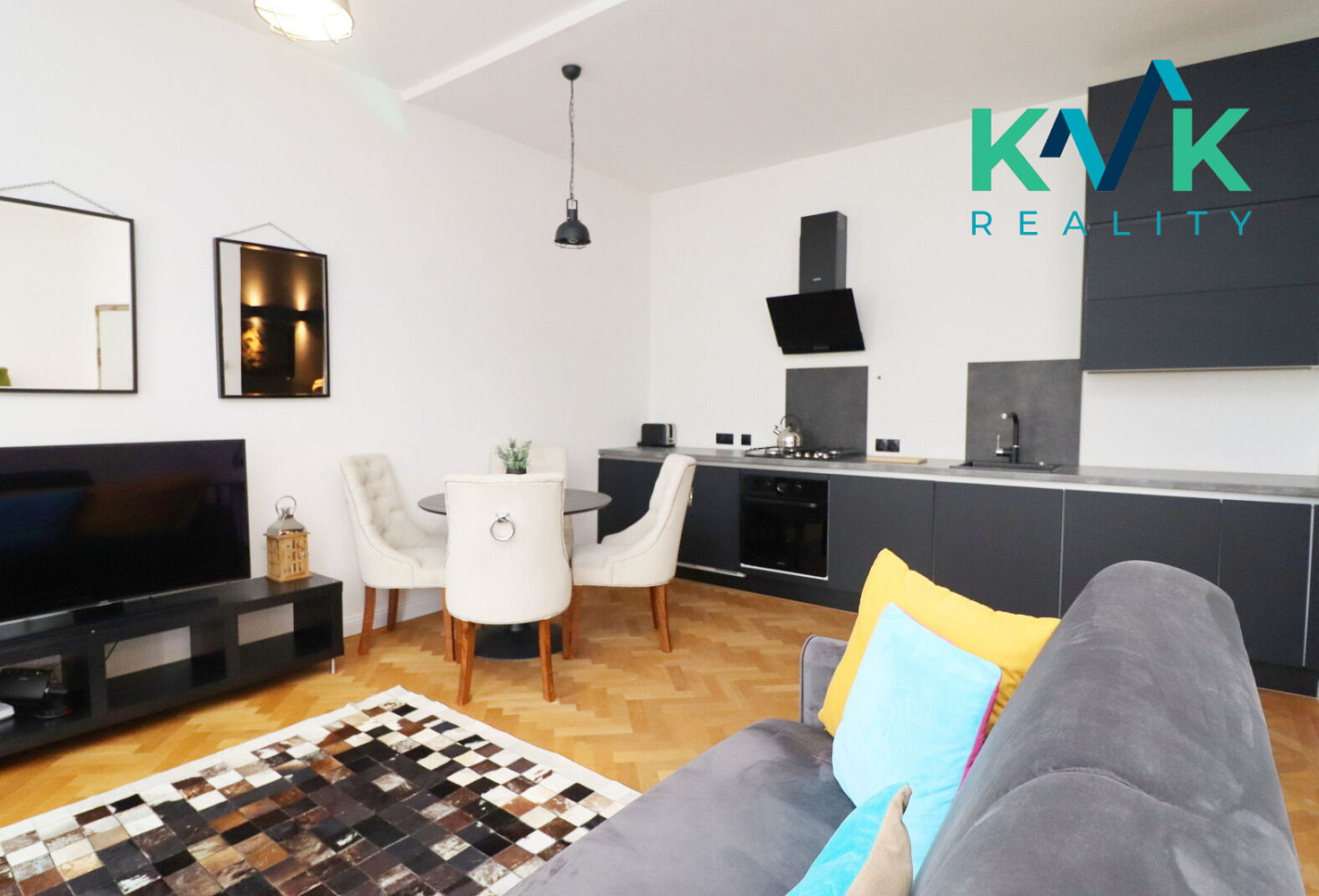 Prodej bytu 1+kk 50 m² — photo 2
