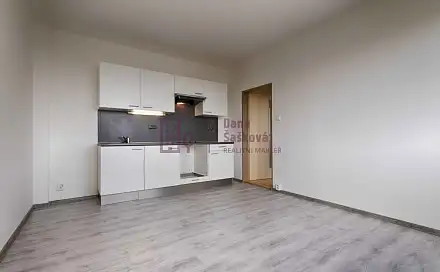 Pronájem bytu 2+kk 31 m², sídliště Vajgar, Jindřichův Hradec - Jindřichův Hradec III