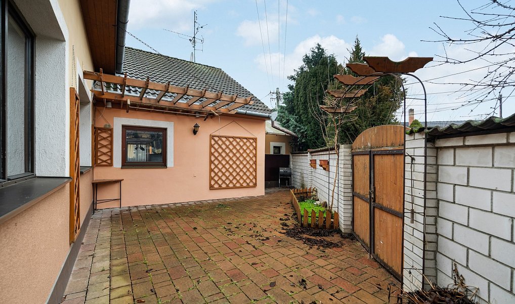 Prodej domu 127 m² s pozemkem 228 m², Pohořelice – náhled fotky 13