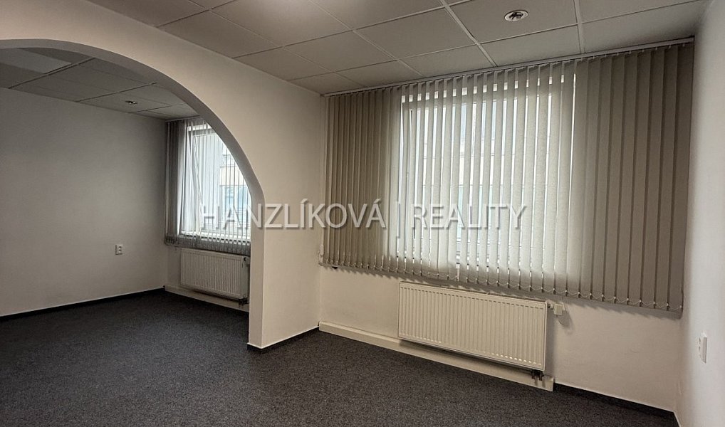 Pronájem kanceláře 24 m², České Budějovice – náhled fotky 2