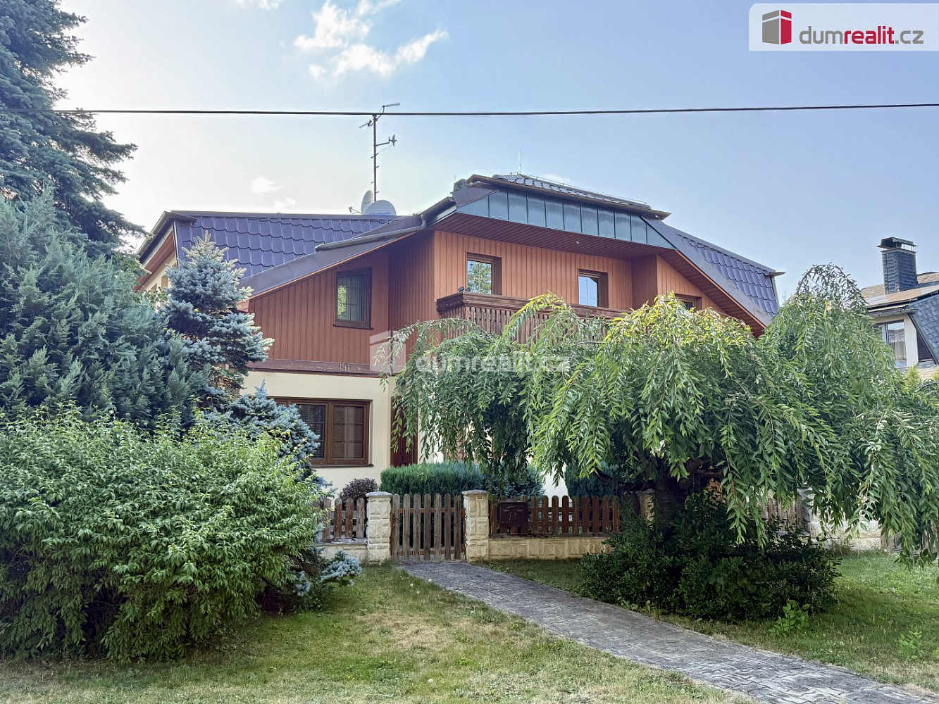 Prodej domu 330 m² s pozemkem 944 m² – fotografie 3