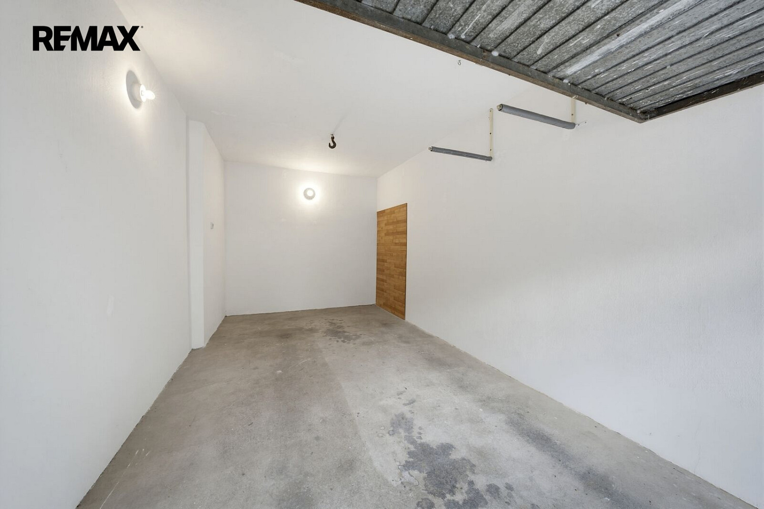 Prodej cihlové garáže Brno Řečkovice – fotografie 2