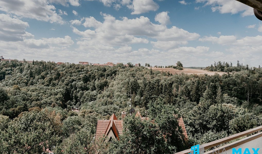 Prodej bytu 3+1 90 m², Znojmo – náhled fotky 2