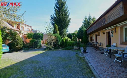 Prodej domu 536 m² s pozemkem 2 164 m², Sedlec-Prčice - Uhřice, okres Příbram