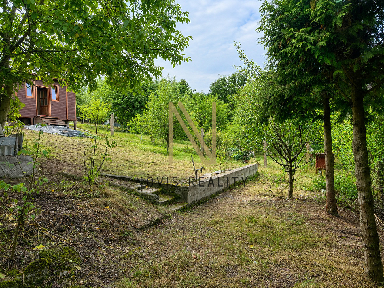 Prodej stavebního pozemku 400 m²