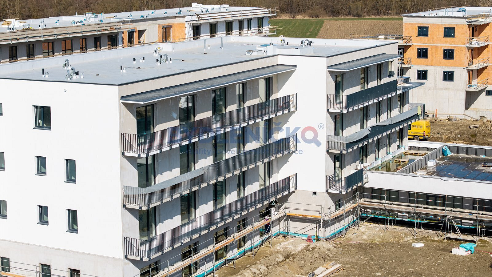 Prodej bytu 1+kk 42 m² – fotografie 2