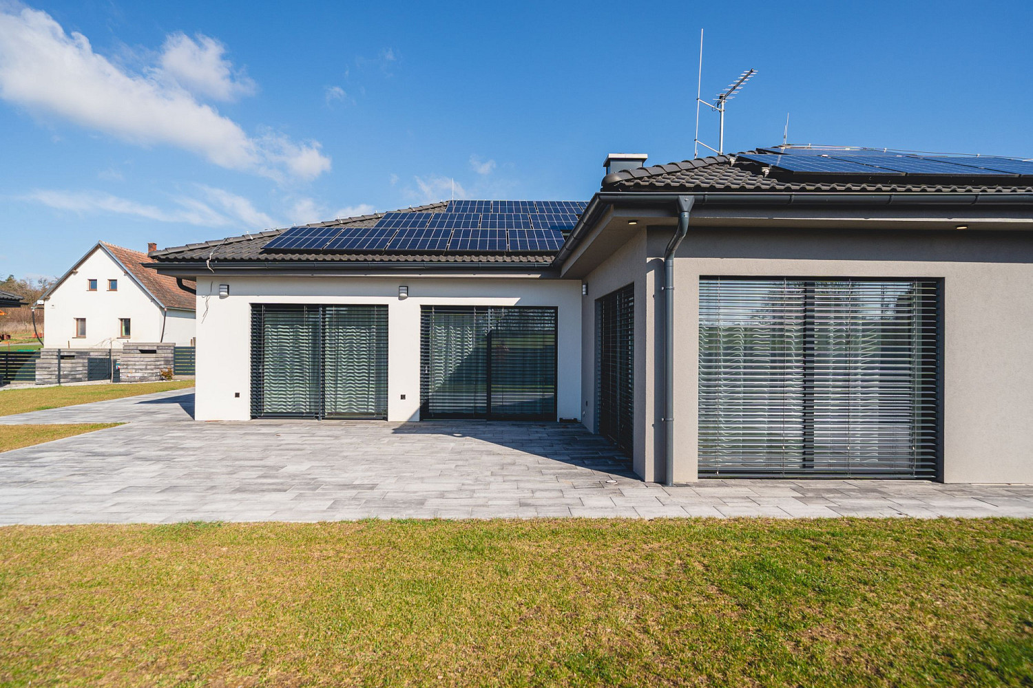 Prodej domu 115 m² s pozemkem 589 m² – fotografie 2