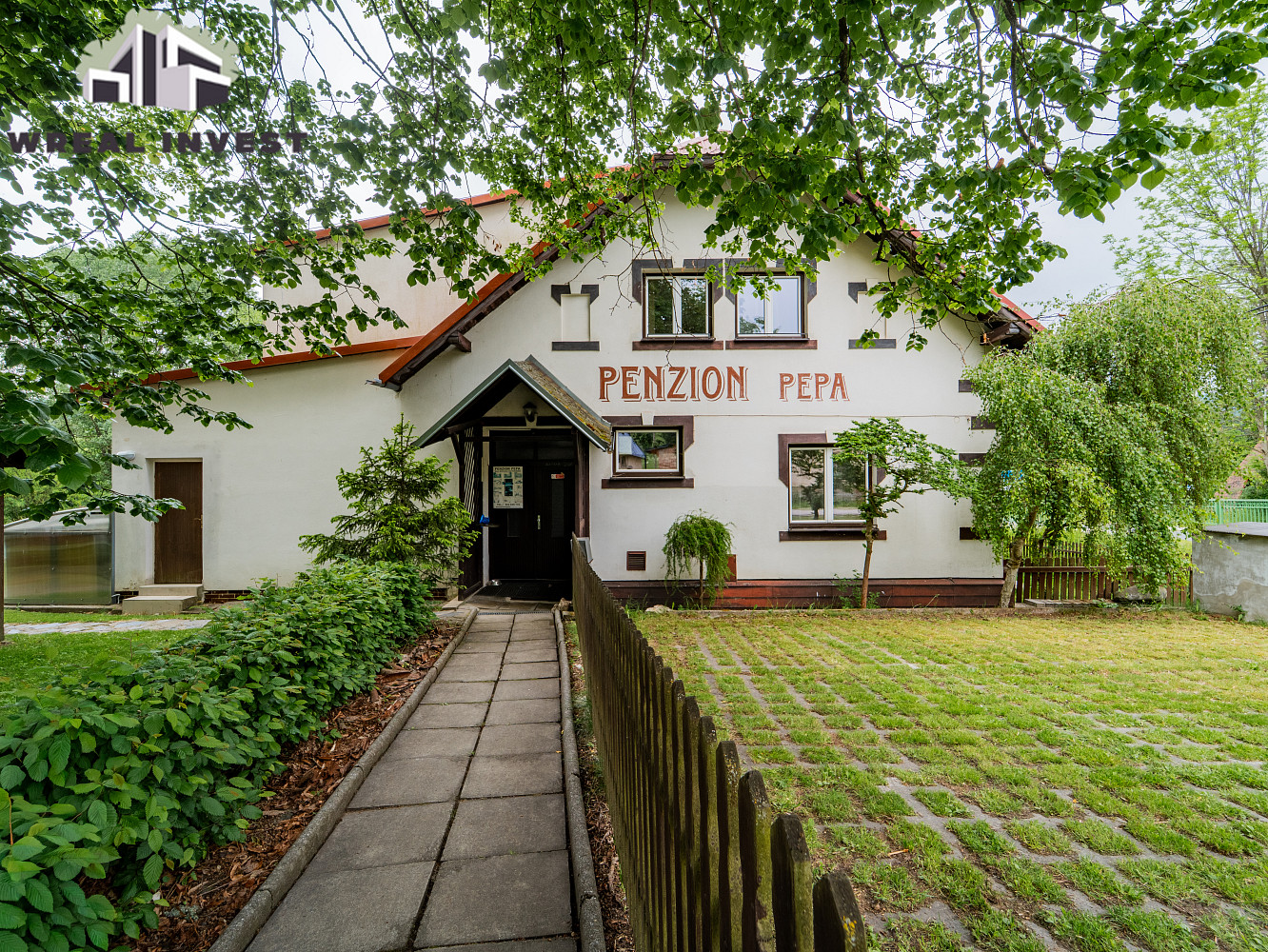Prodej ubytovacího objektu 382 m² – pohled 2