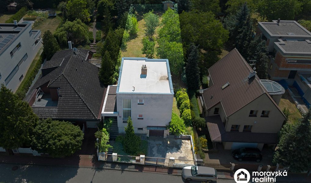 Prodej domu 210 m² s pozemkem 1 048 m², Praha – náhled fotky 7