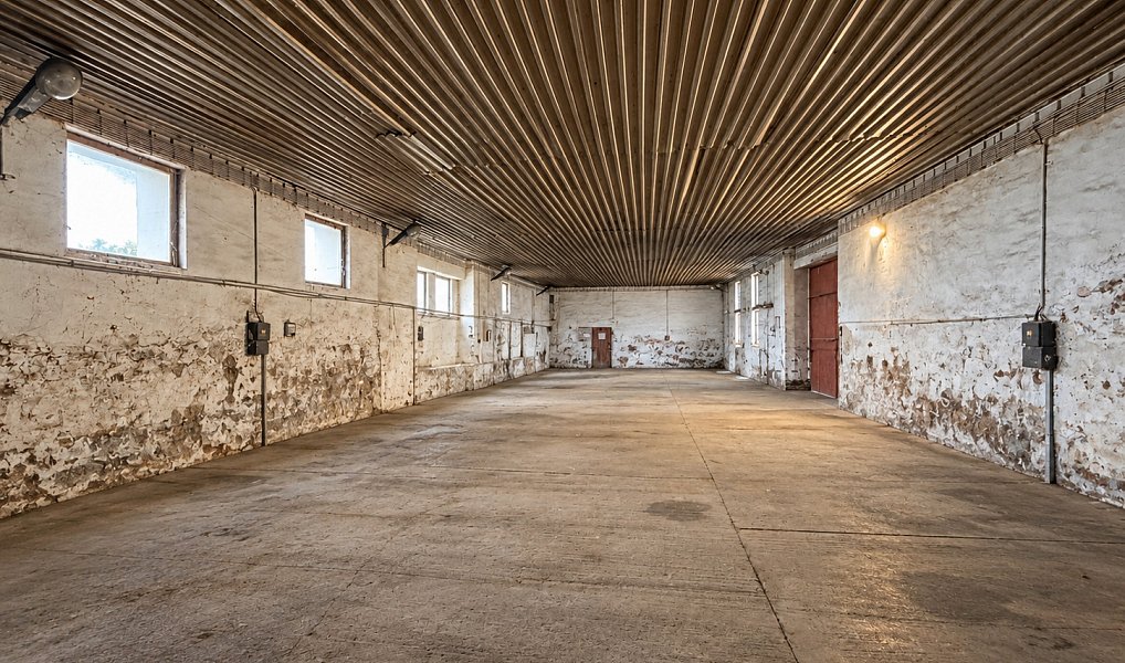 Pronájem zemědělského objektu 420 m², Bitozeves – náhled fotky 3
