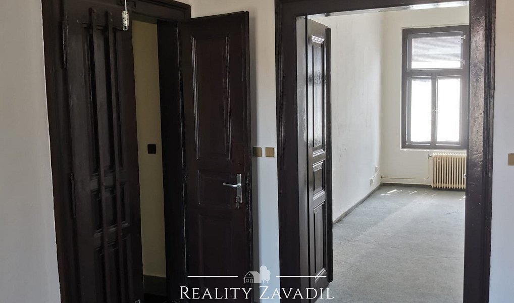 Pronájem kanceláře 36 m², Hradec Králové – náhled fotky 3