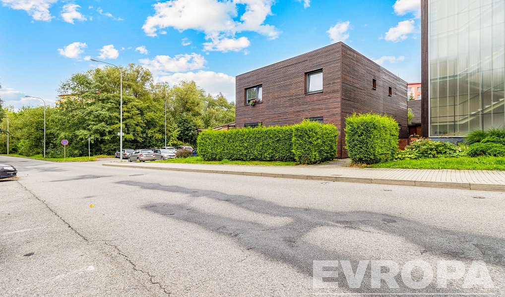 Prodej domu 104 m² s pozemkem 174 m², Jihlava – náhled fotky 30