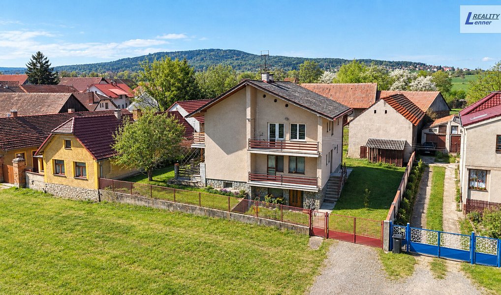 Prodej domu 300 m² s pozemkem 2 907 m², Hostomice – náhled fotky 4