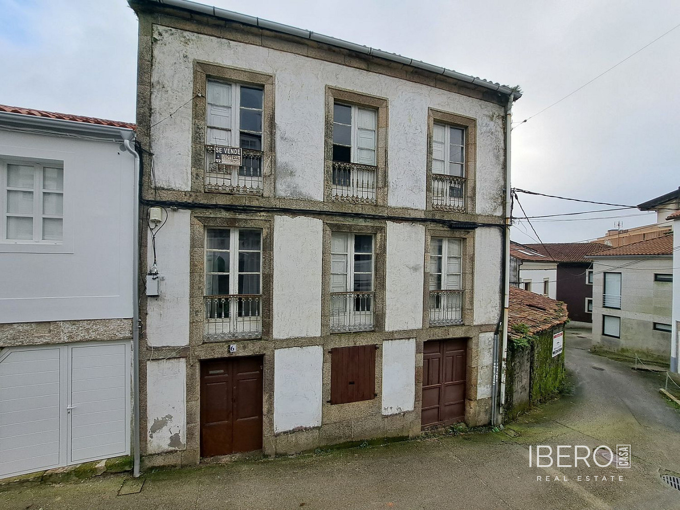 Casa 7+kk – Santiago de Compostela, O Ensanche