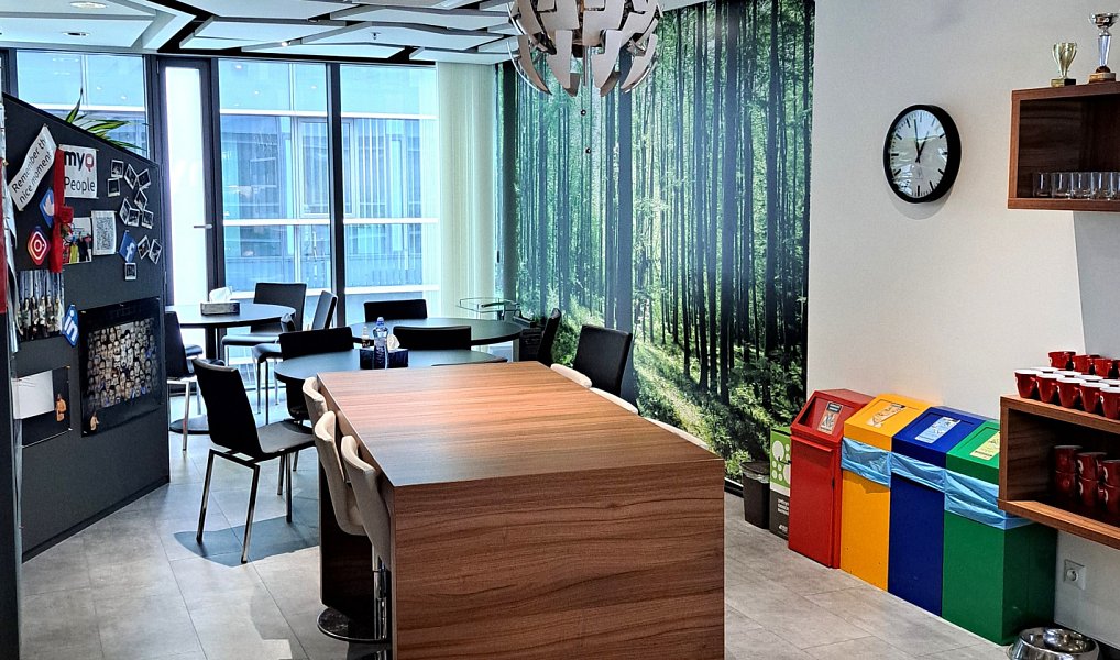 Pronájem kanceláře 495 m², Praha – náhled fotky 2