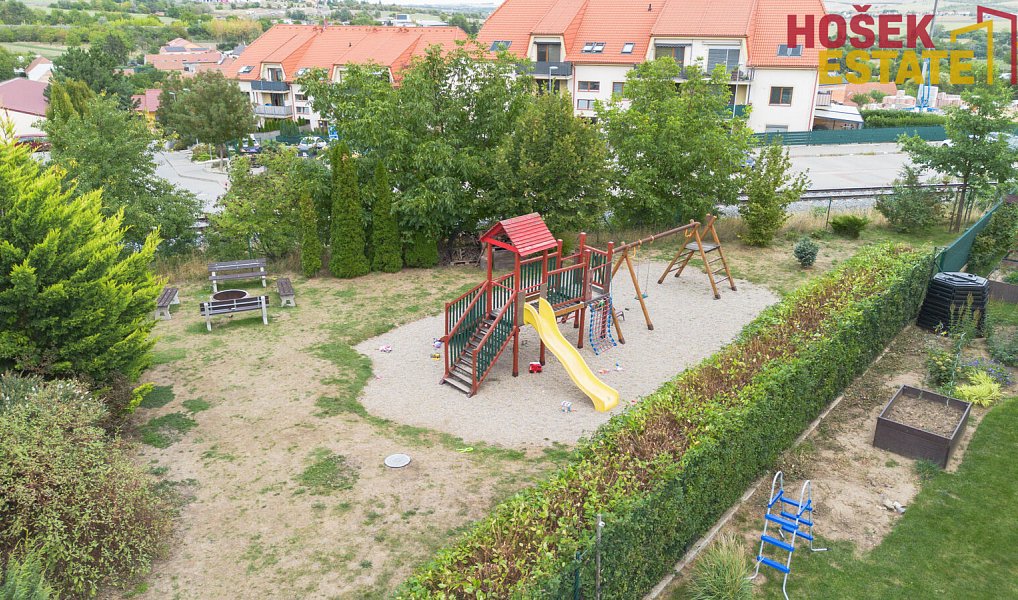 Prodej bytu 3+kk 80 m², Holubice – náhled fotky 24