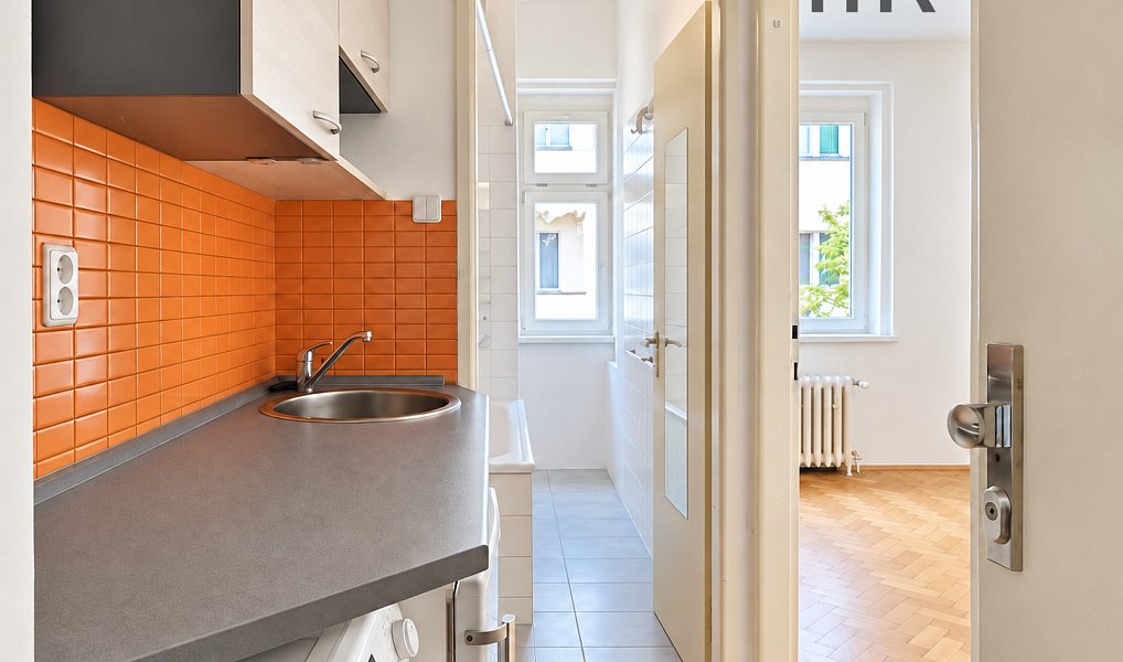 Pronájem bytu 1+kk 21 m², Praha – náhled fotky 3