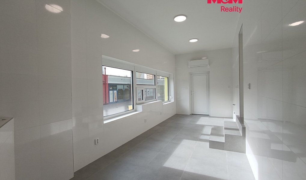 Pronájem komerčního prostoru, 25 m², Česká Lípa