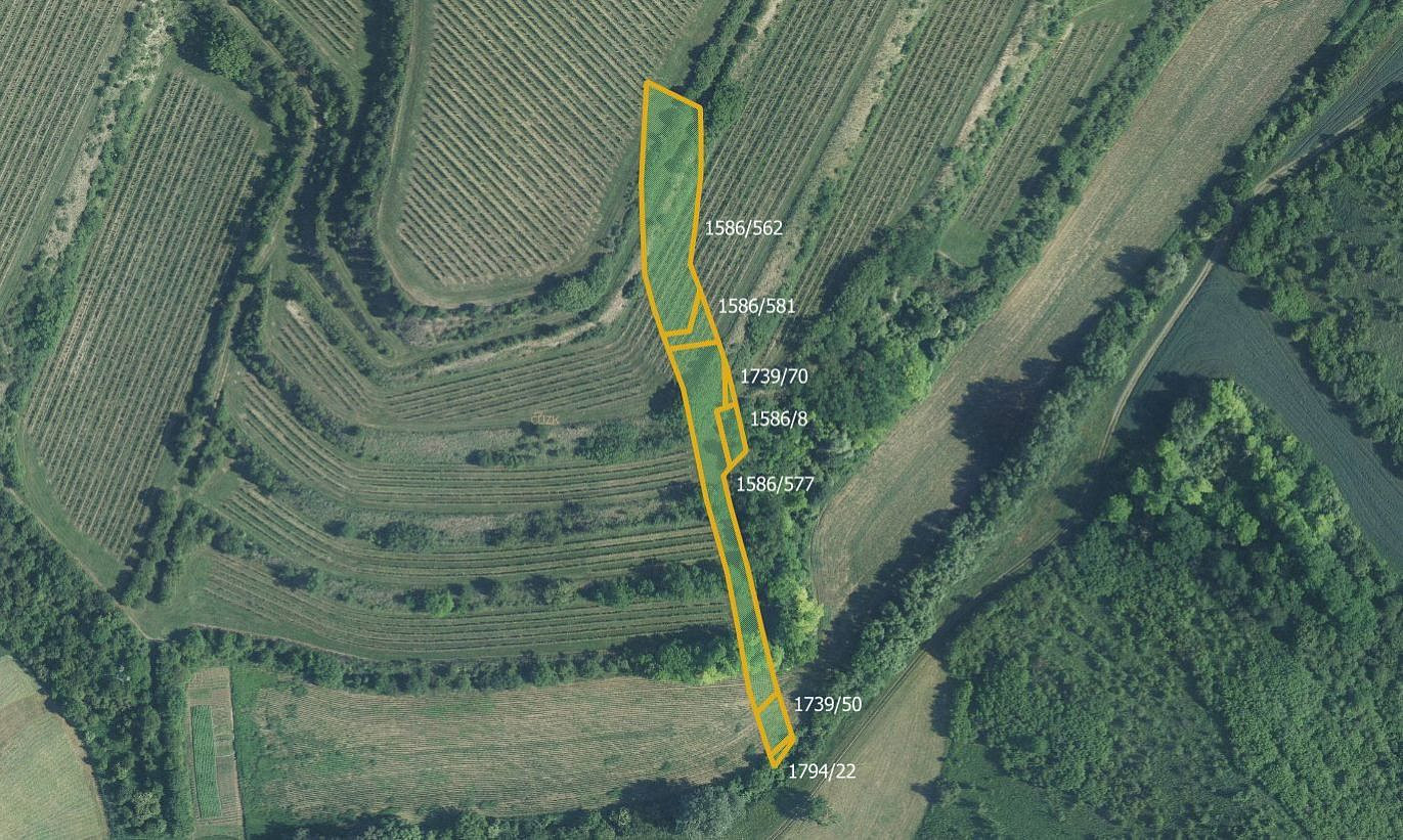 Prodej pole 4 057 m²