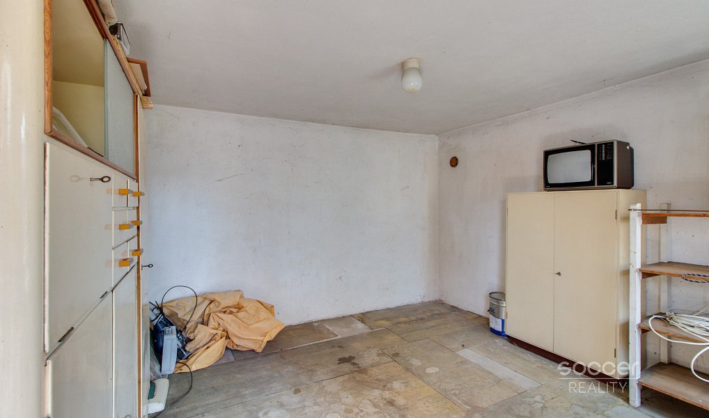 Pronájem zahrady 450 m², Praha – náhled fotky 11