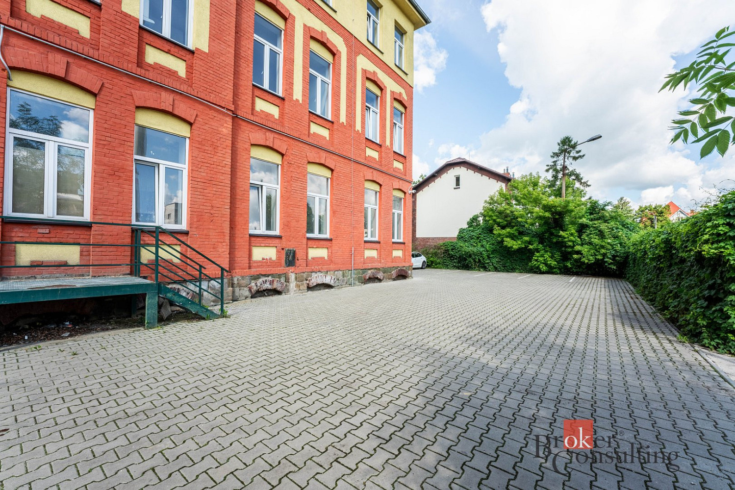 Prodej bytu 1+kk 37 m² — photo 2