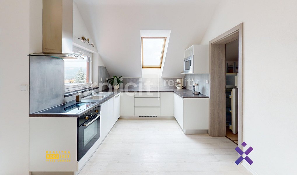 Pronájem bytu 4+kk 155 m², Napajedla – náhled fotky 2